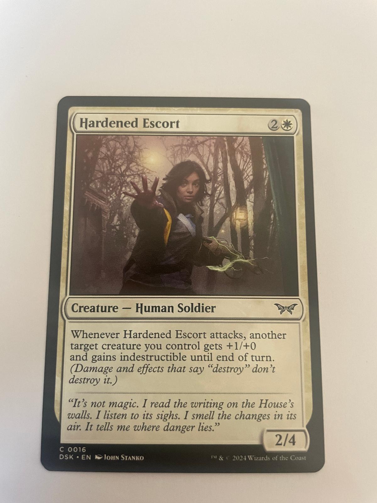 Hardened Escort 16 Duskmourn: House of Horror DSK NM