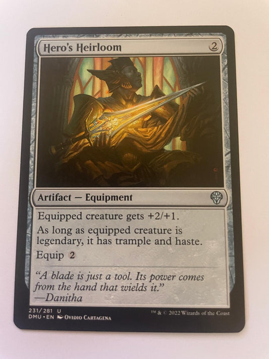 Hero's Heirloom 231 Uncommon Dominaria United Magic: The Gathering Near Mint